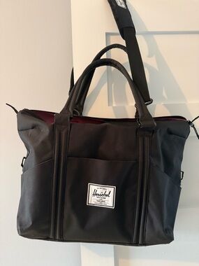 Herschel Supply Company Black diaper bag